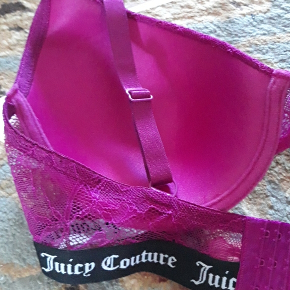 Juicy Couture sexy T-shirt bra - Picture 14 of 16